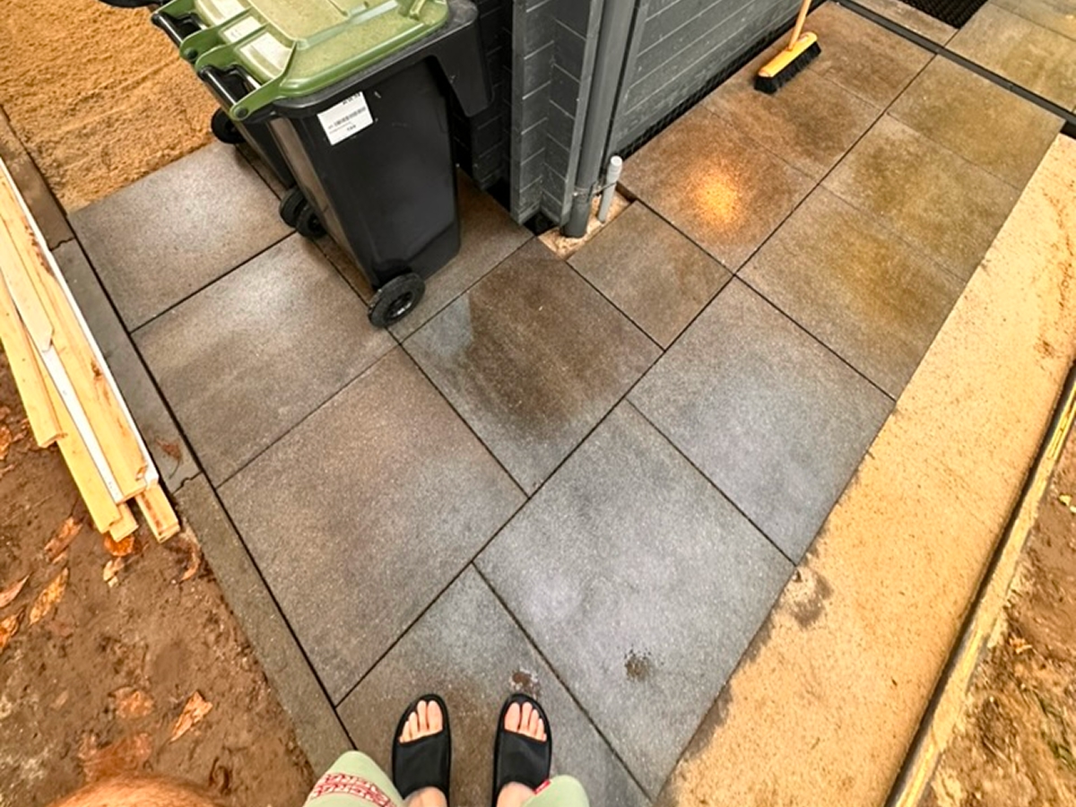 Outdoor Tiles — 03